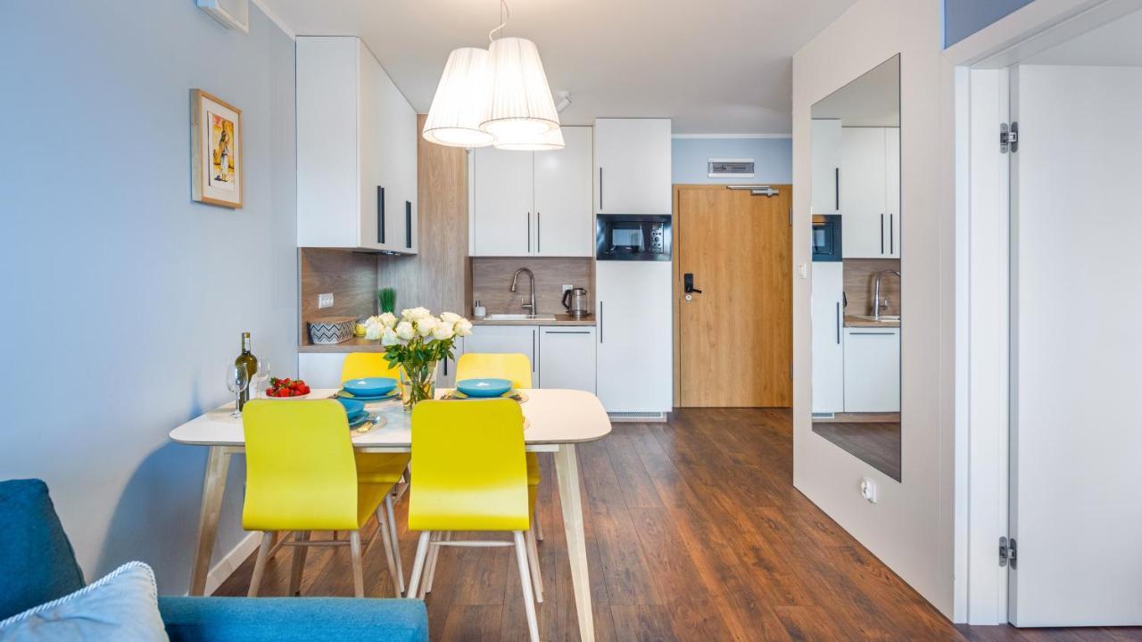 Apartament Blekitna Laguna Z Basenem - Ul Kasprowicza 20A - Holiday City Kołobrzeg Exterior foto